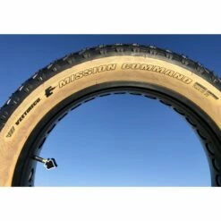 Custom Vélo Pneu Fatbike E-Mission Command 20 X 4.00 Flanc Skinwall* 102-406 -Promos Custom Vélo Magasin pneu fatbike e mission command 20 x 400 flanc skinwall 102 406 4